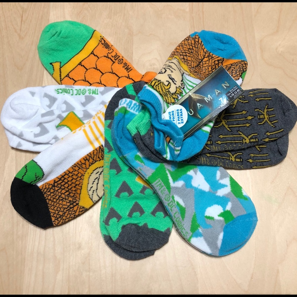 DC Comics Aquaman RARE 7 Pairs Kid's SOCKS